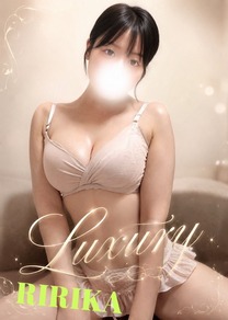 ��肩(Luxury)�摜
