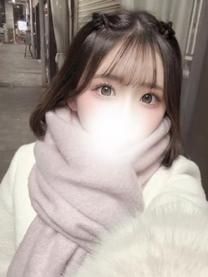 炿摜
