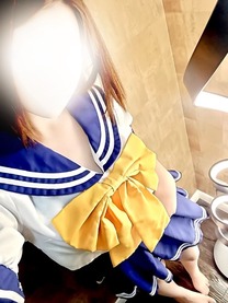 RIU摜