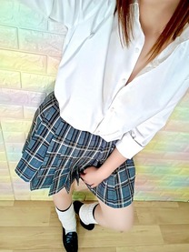 RIU摜