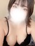 �~��