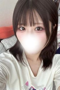 新人りりか