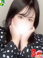 �肱