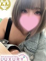 炢