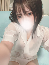 ���O��