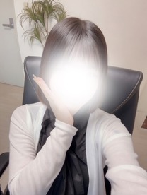 �����i����j