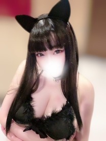}V