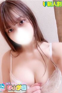 肸