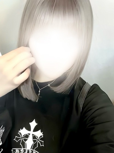 VlA18 Ƃ
