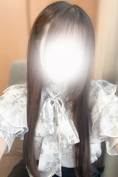 E~