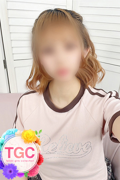˂