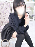肨